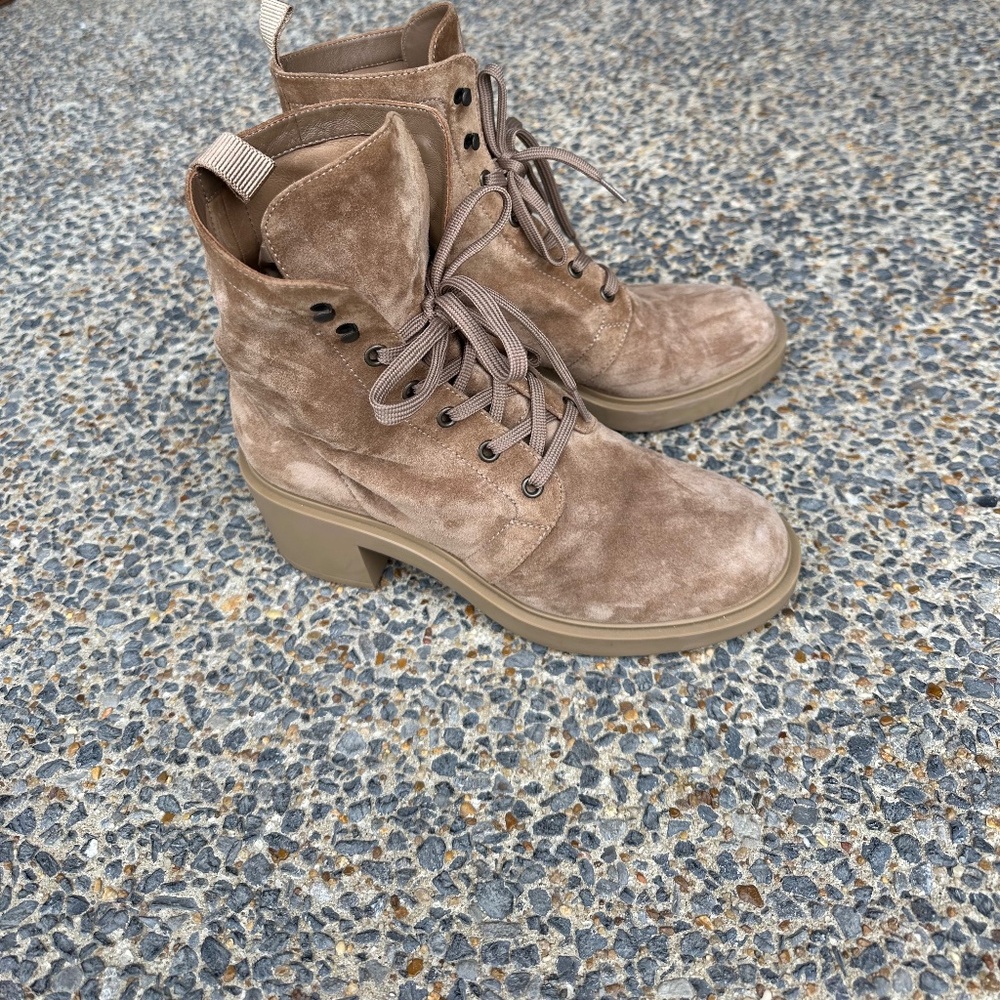 Gianvito Rossi Foster  Camel Suede Ankle Boot 38.5 EU